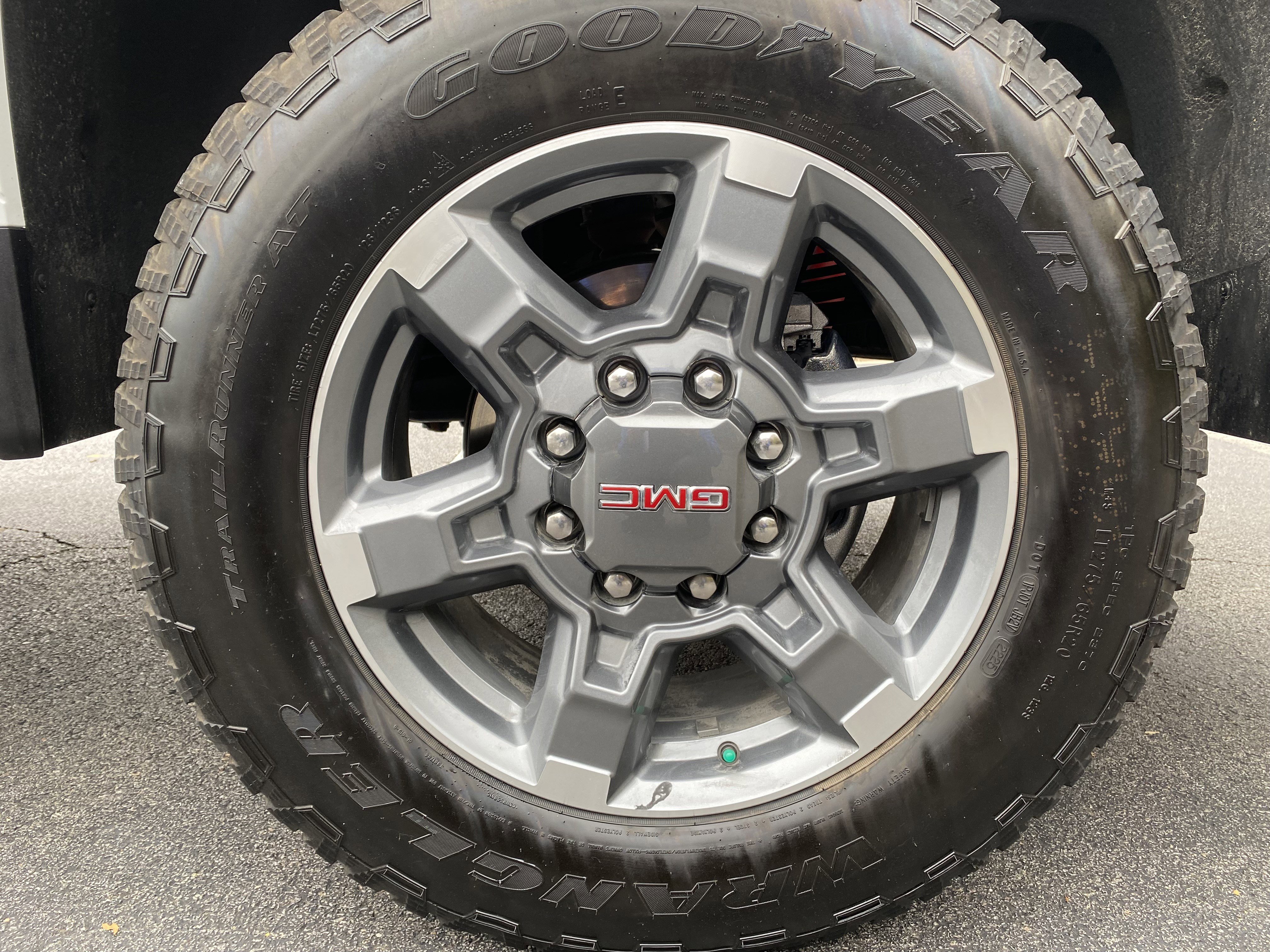 Used 2025 GMC Sierra 2500 SLT image 49