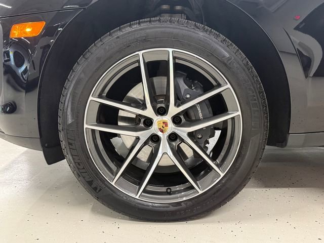 Certified 2026 Porsche Macan AWD/4WD image 12