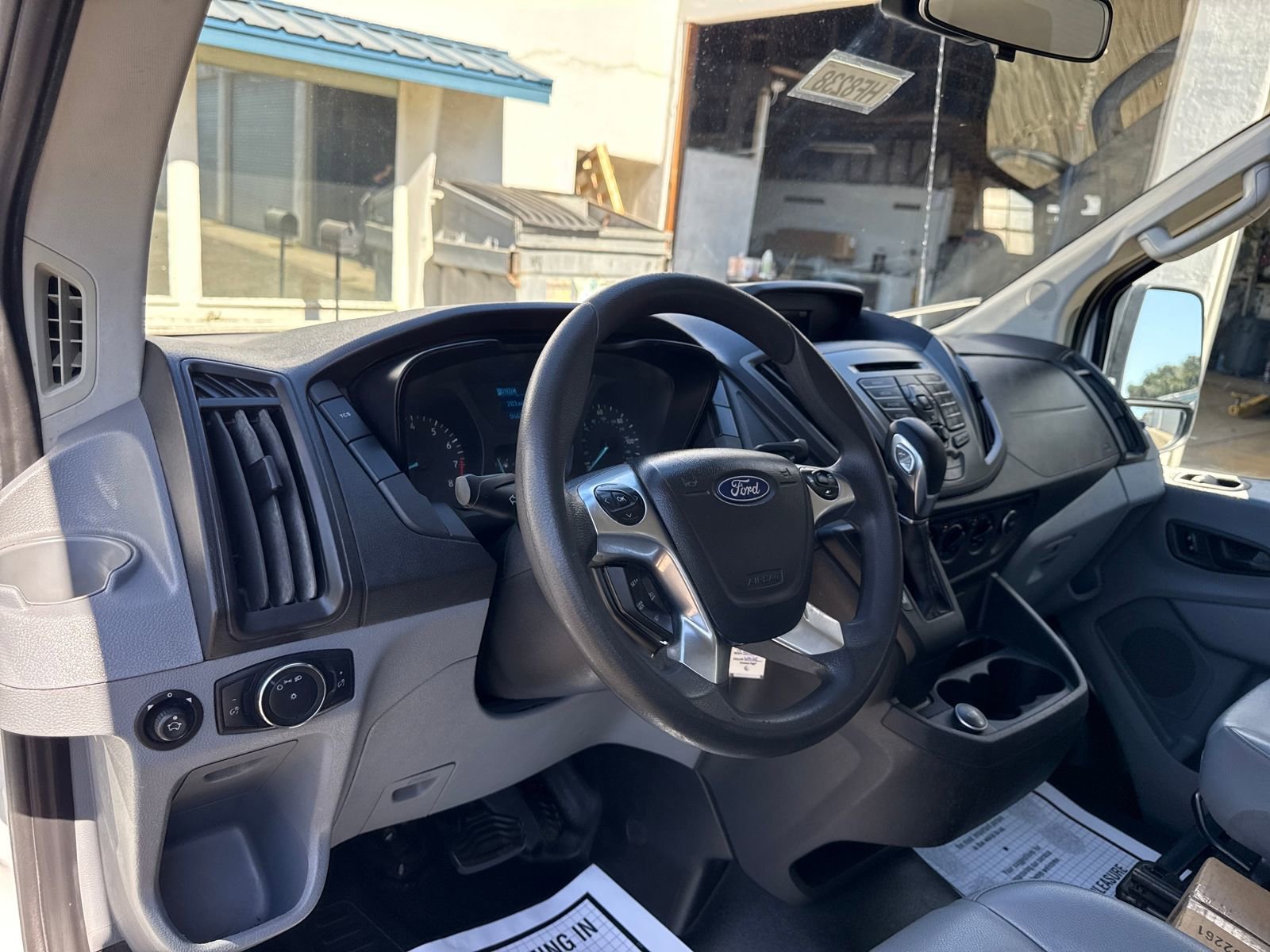 Used 2018 Ford Transit 350 XL image 12