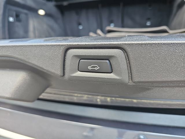 Used 2021 BMW X5 xDrive40i w/ Parking Assistance Package image 13