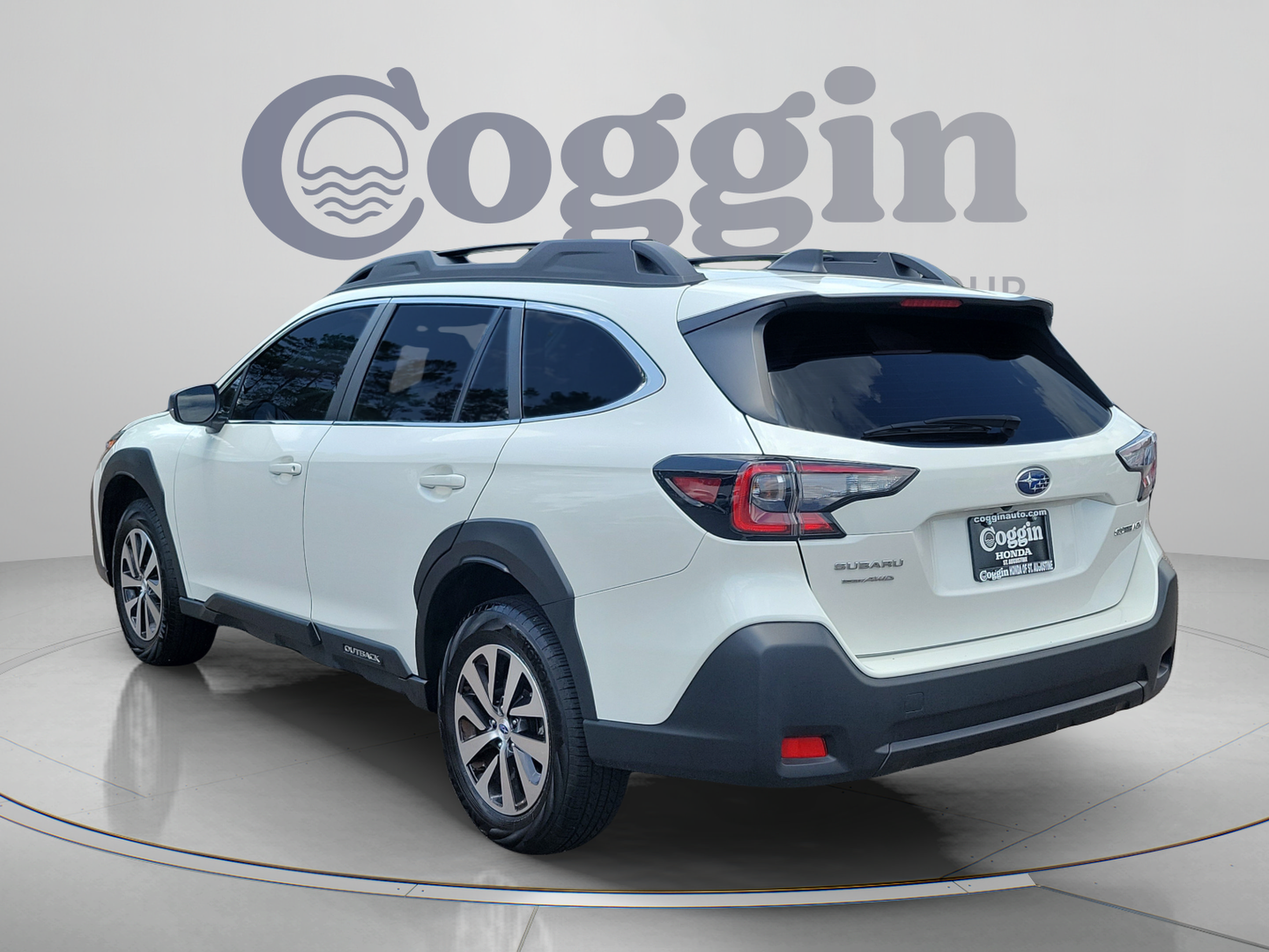 Used 2025 Subaru Outback AWD/4WD image 3