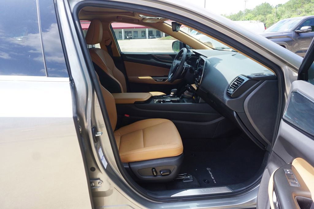 Used 2022 Lexus NX 350 AWD image 17