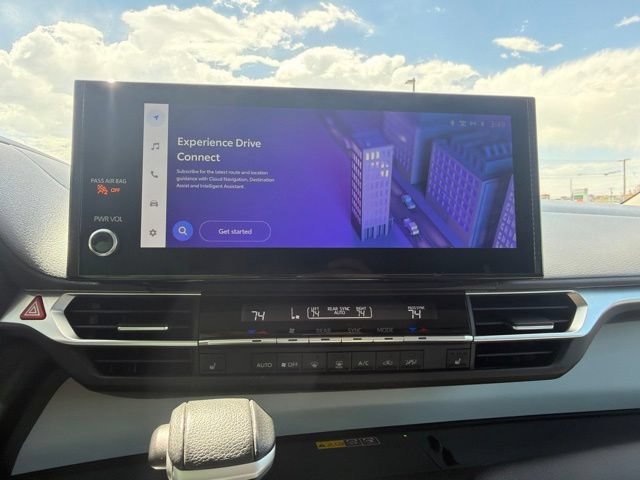 Used 2025 Toyota Sienna XLE FWD image 23