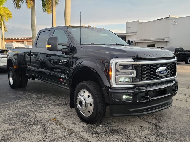 Used 2026 Ford F450 Platinum w/ FX4 Off-Road Package AWD/4WD image 2