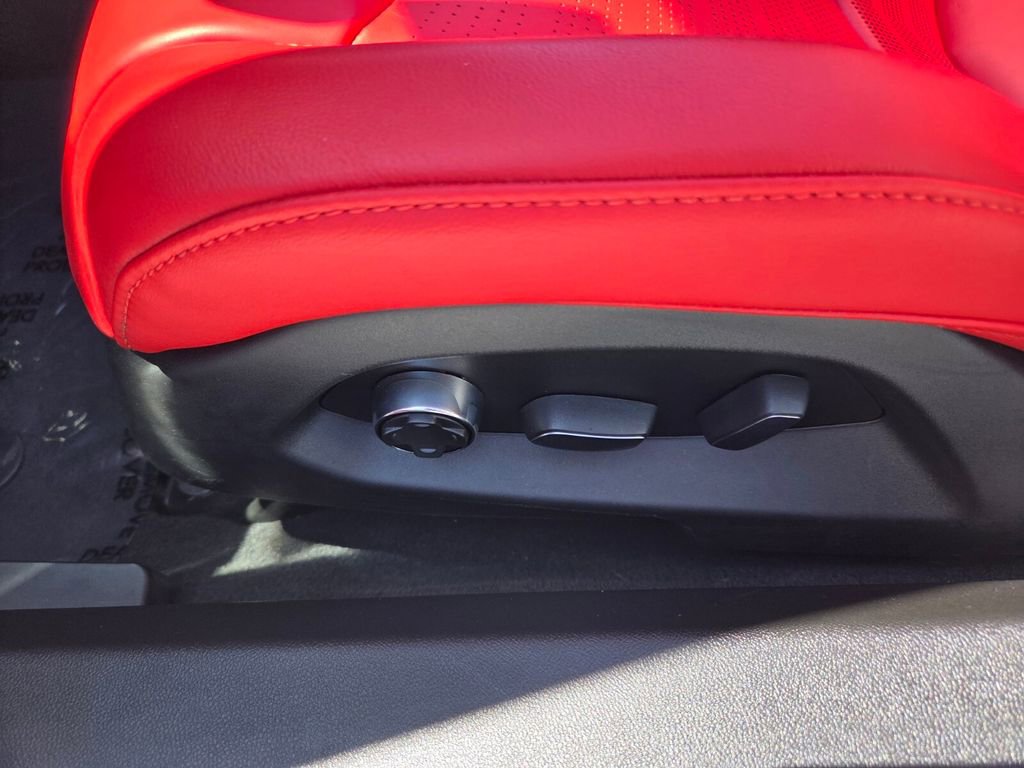 Certified 2022 Chevrolet Corvette Stingray Preferred Conv w/ Z51 Performance Package RWD image 5