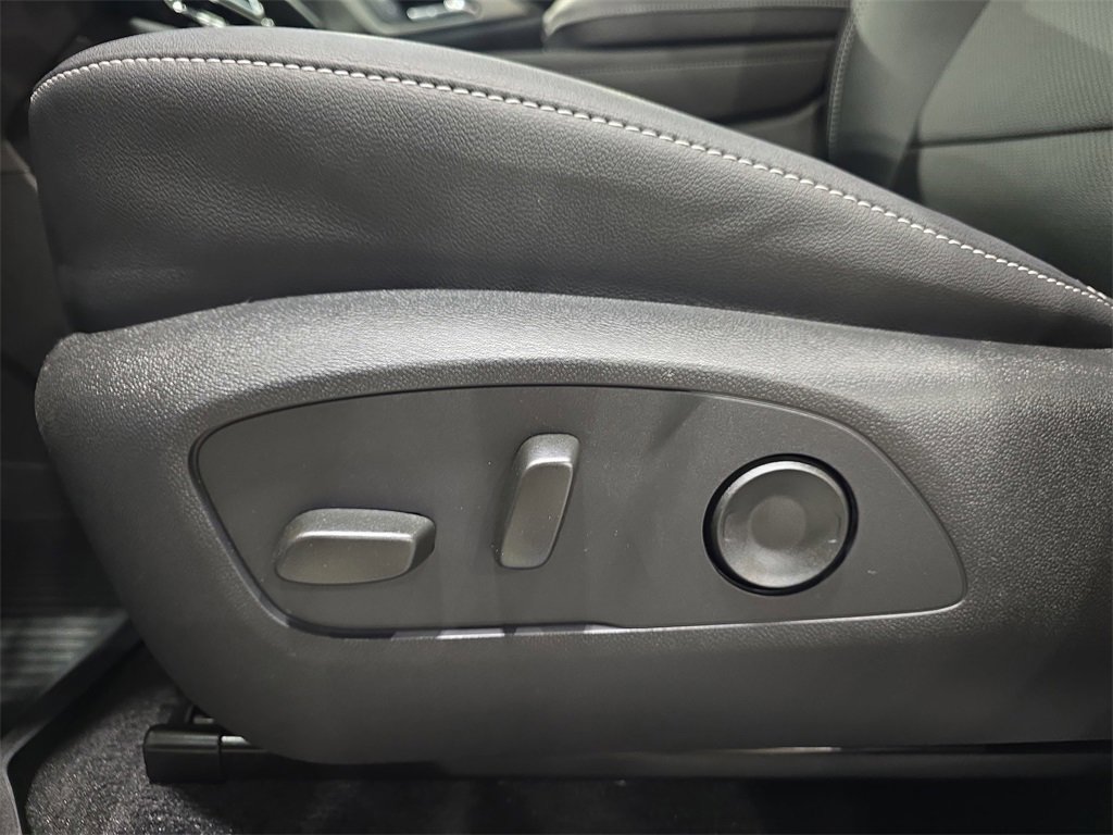 New 2026 Chevrolet Traverse LT w/ Enhanced Driving Package image 30