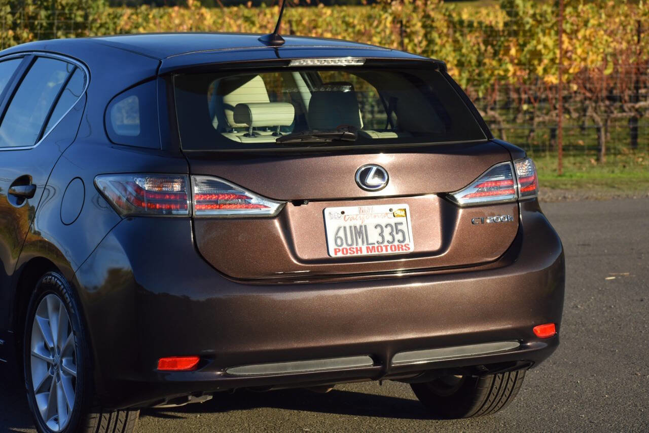 Used 2012 Lexus CT 200h Premium image 10