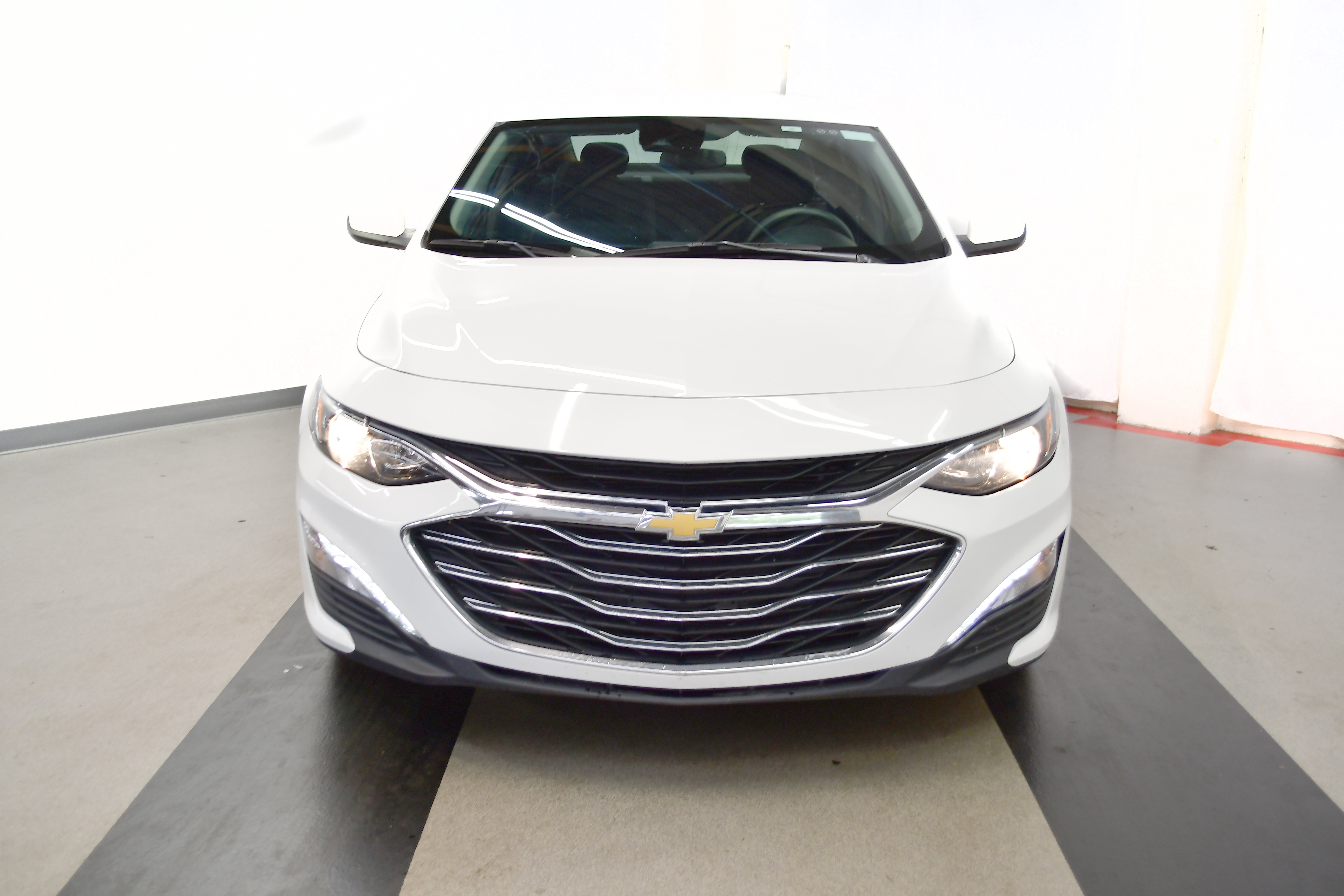 Used 2024 Chevrolet Malibu LT image 6