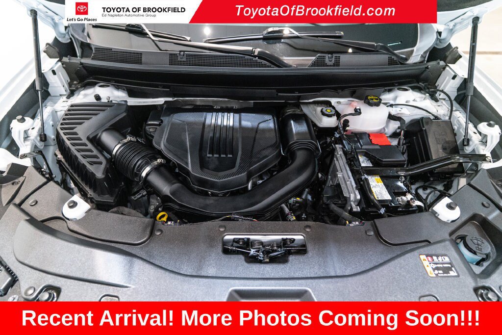 Used 2026 GMC Acadia Elevation w/ Black Edition AWD/4WD image 35