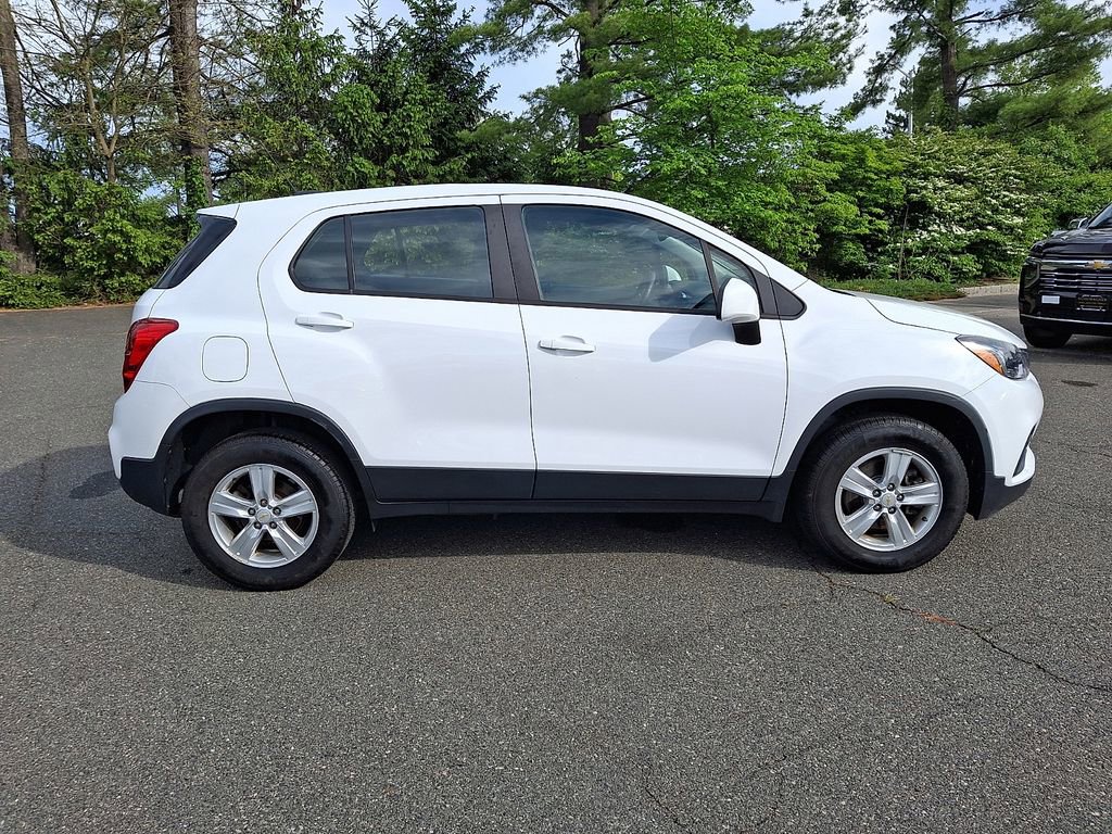 Certified 2020 Chevrolet Trax LS AWD/4WD image 7