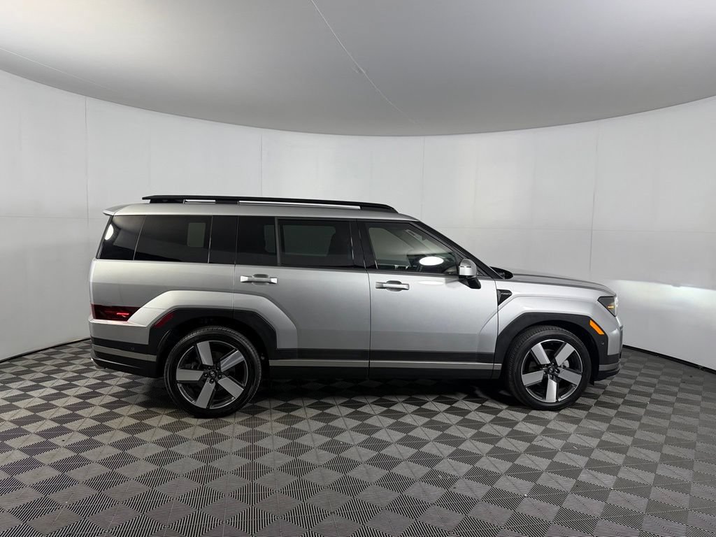 Used 2024 Hyundai Santa Fe Limited AWD/4WD image 5