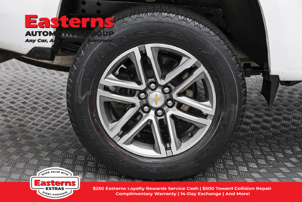 Used 2022 Chevrolet Colorado LT w/ Luxury Package AWD/4WD image 32