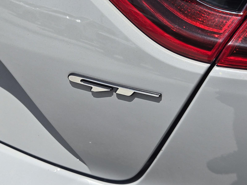 Used 2020 Kia Stinger GT1 RWD image 27