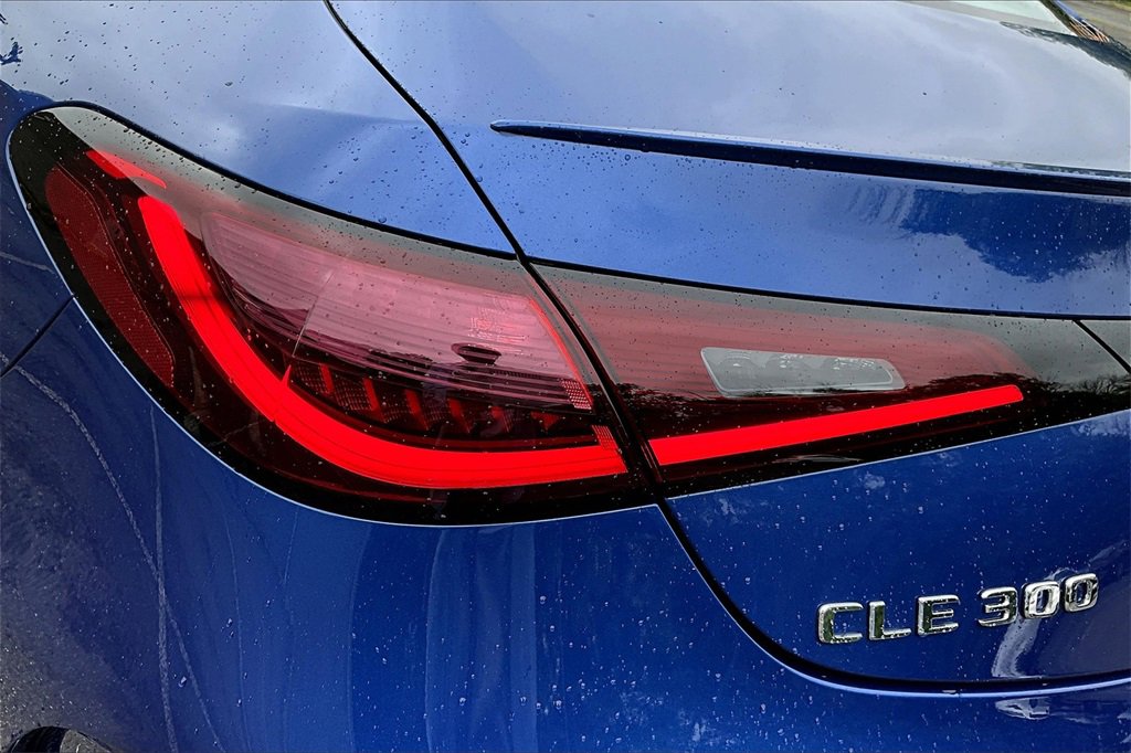 Used 2024 Mercedes-Benz CLE 300 4MATIC Coupe image 32