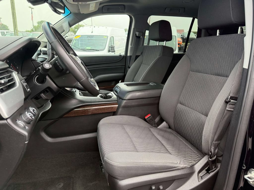 Used 2016 GMC Yukon SLE w/ Convenience Package AWD/4WD image 16