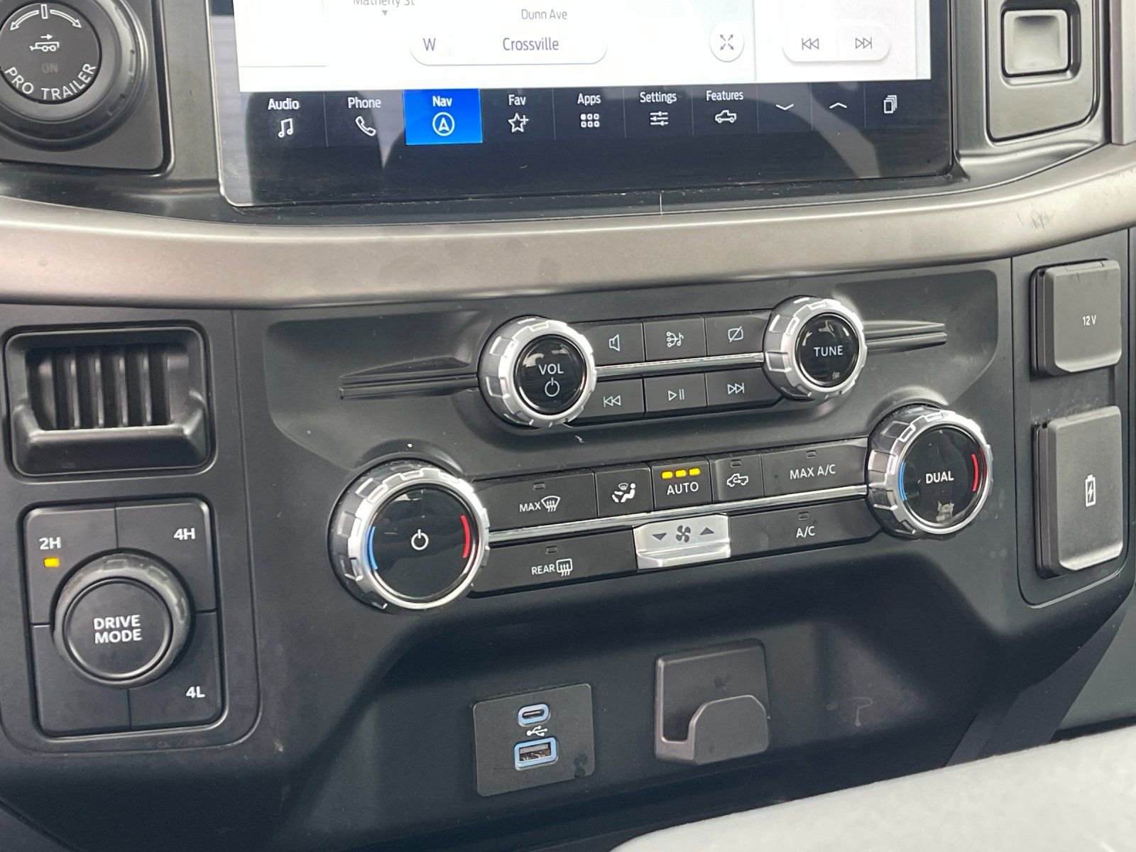 Used 2024 Ford F150 XLT image 22