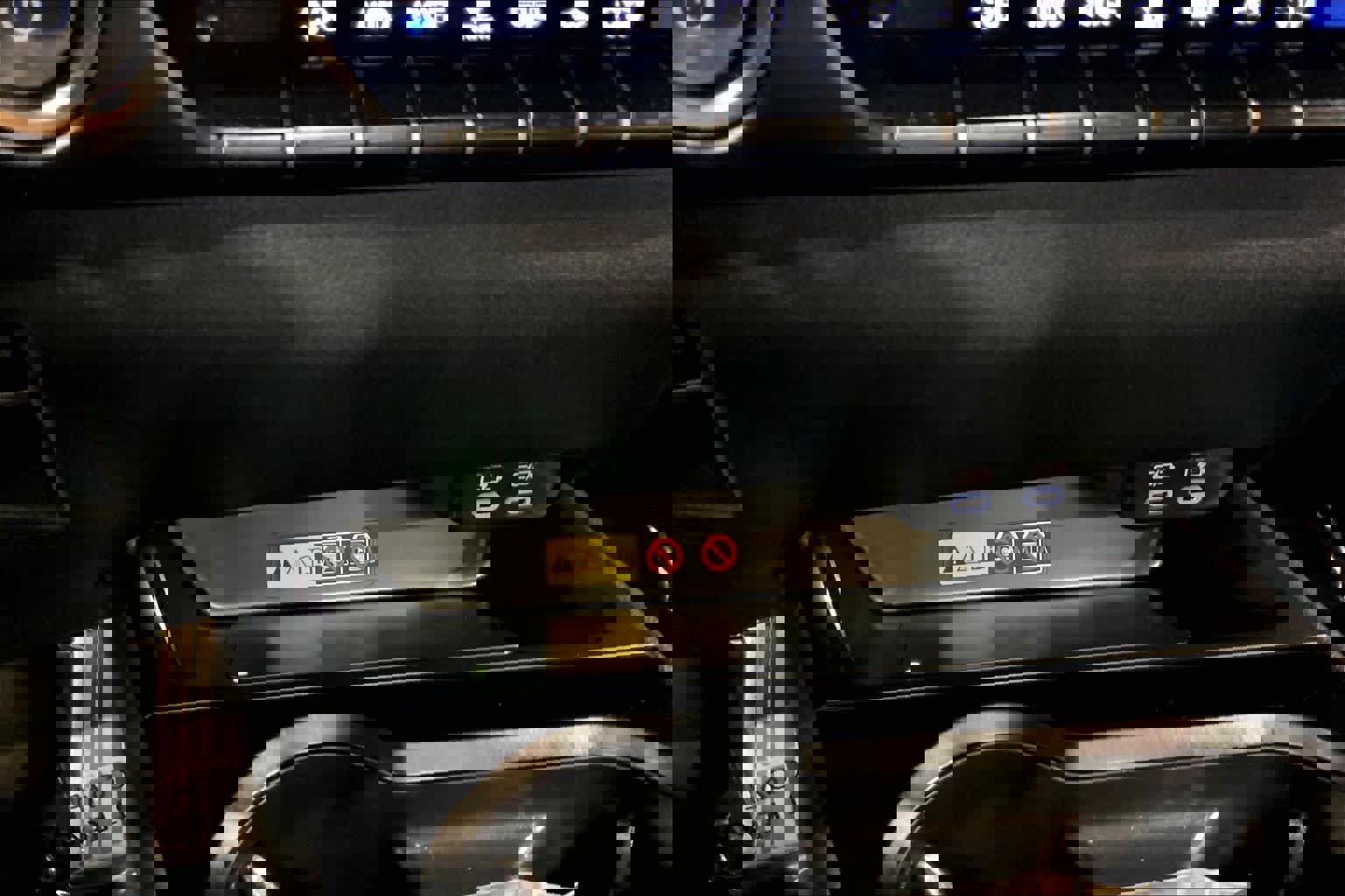 Certified 2025 Lexus UX 300h AWD w/ Accessory Package (Z1) image 36