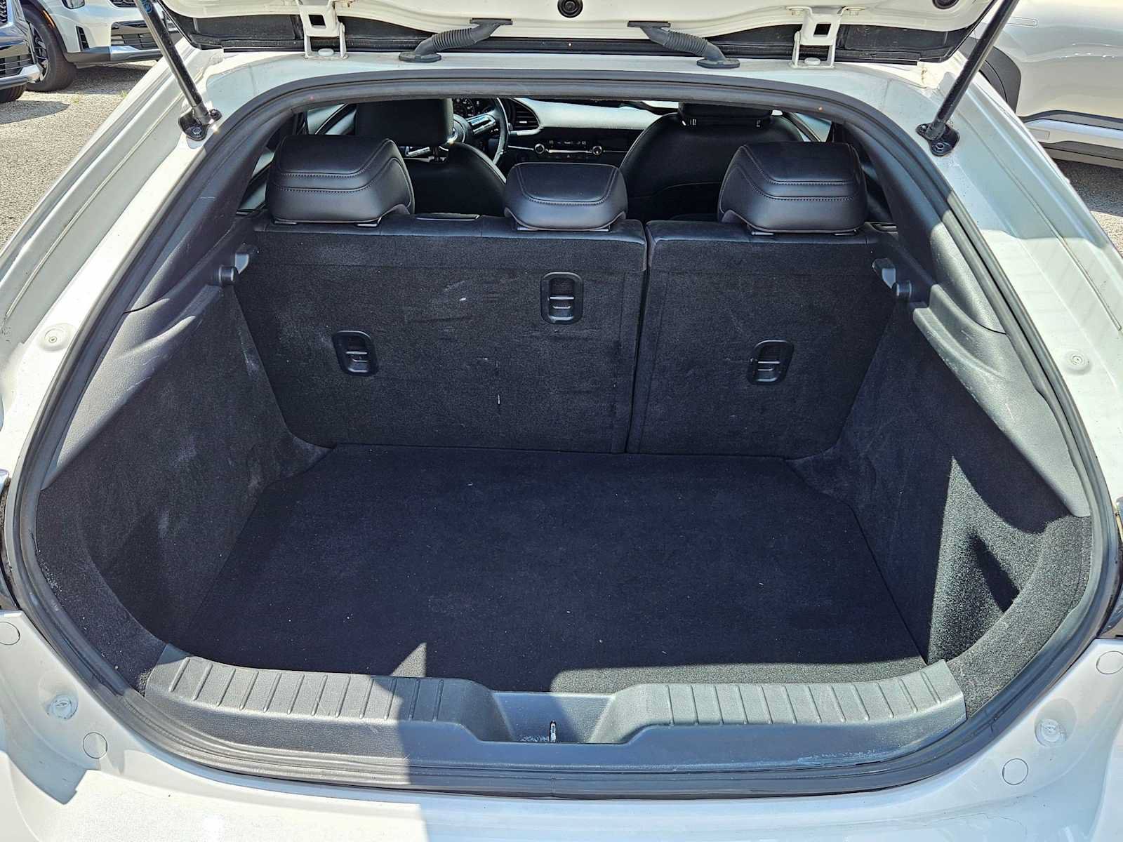 Used 2023 MAZDA MAZDA3 s FWD image 24