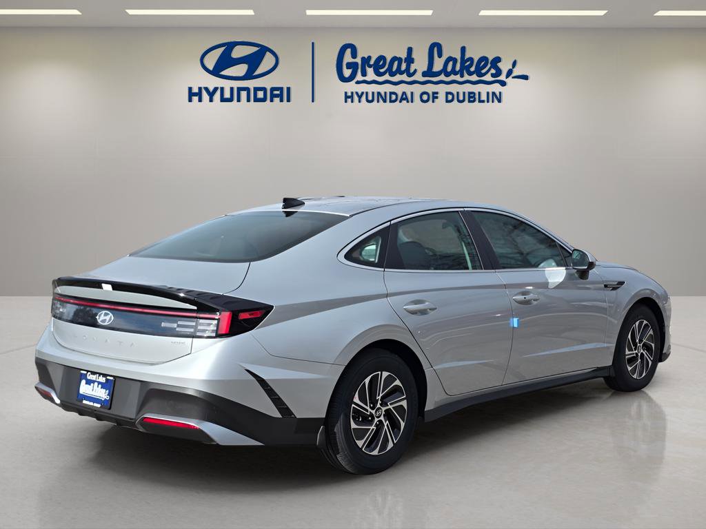 New 2026 Hyundai Sonata Blue FWD image 5