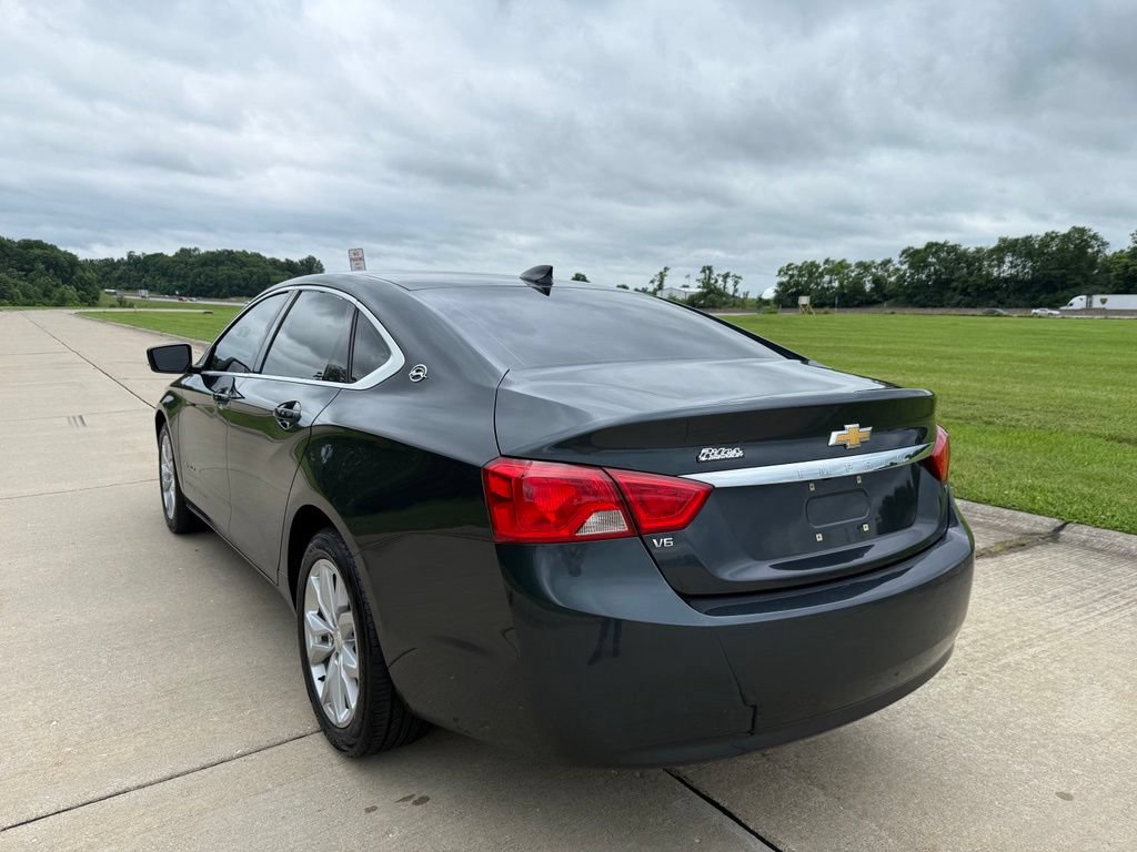Used 2018 Chevrolet Impala LT FWD image 5