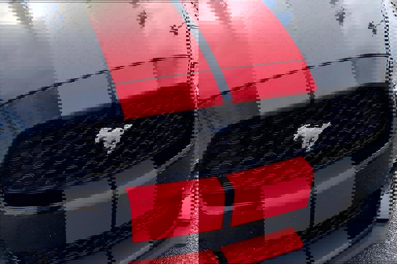 Used 2017 Ford Mustang Premium image 28