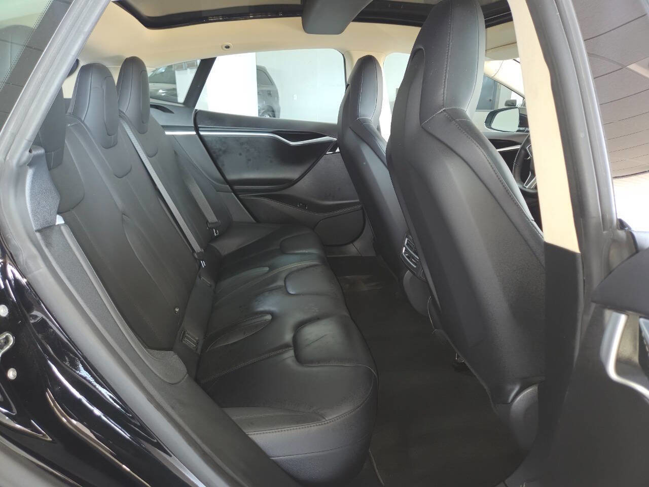 Used 2015 Tesla Model S 85D AWD/4WD image 23
