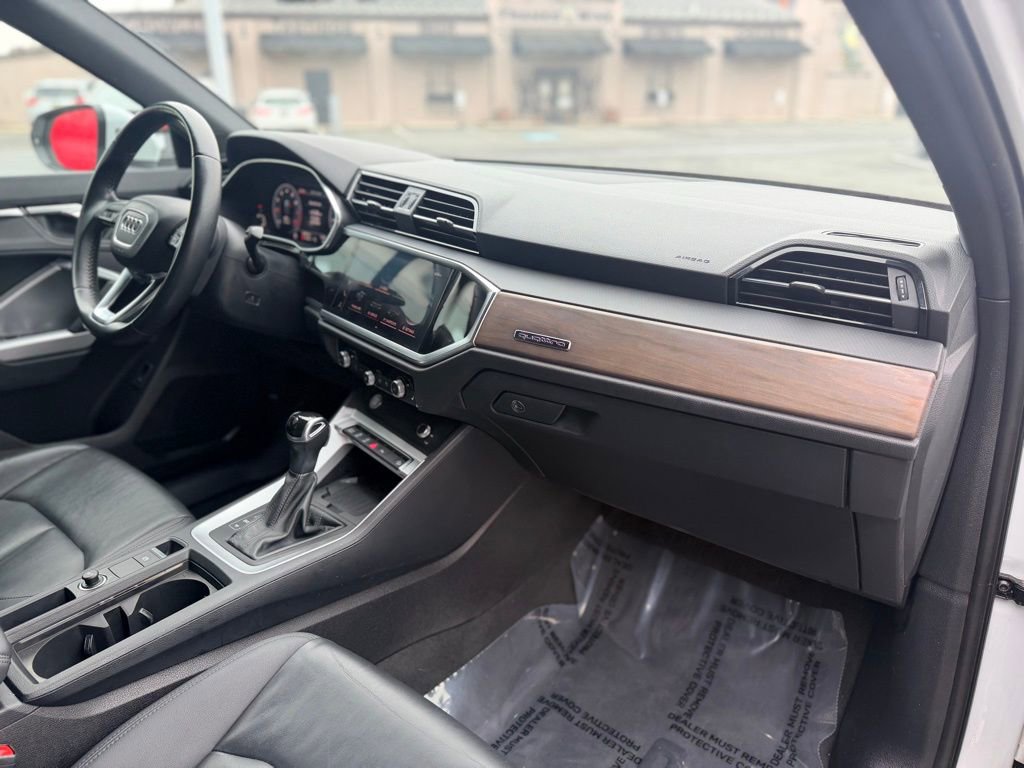 Used 2020 Audi Q3 2.0T Premium Plus image 23