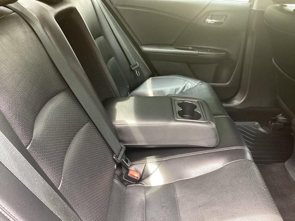 Used 2016 Honda Accord EX-L image 5