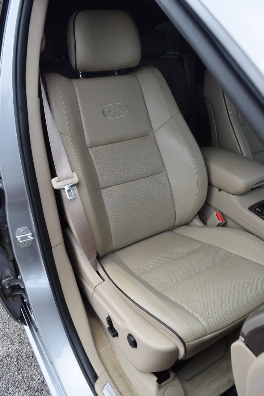 Used 2015 Jeep Grand Cherokee Overland image 56