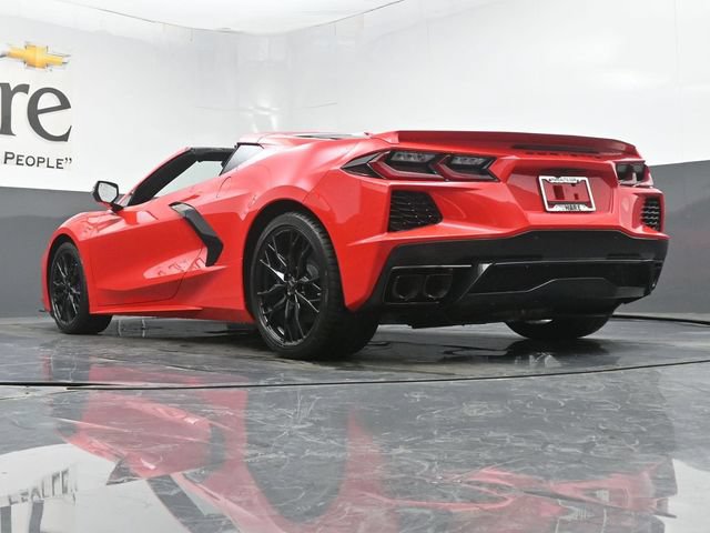 New 2027 Chevrolet Corvette Stingray Coupe w/ Stealth Interior Trim Package RWD image 5