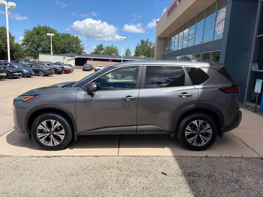 Used 2023 Nissan Rogue SV AWD/4WD image 5