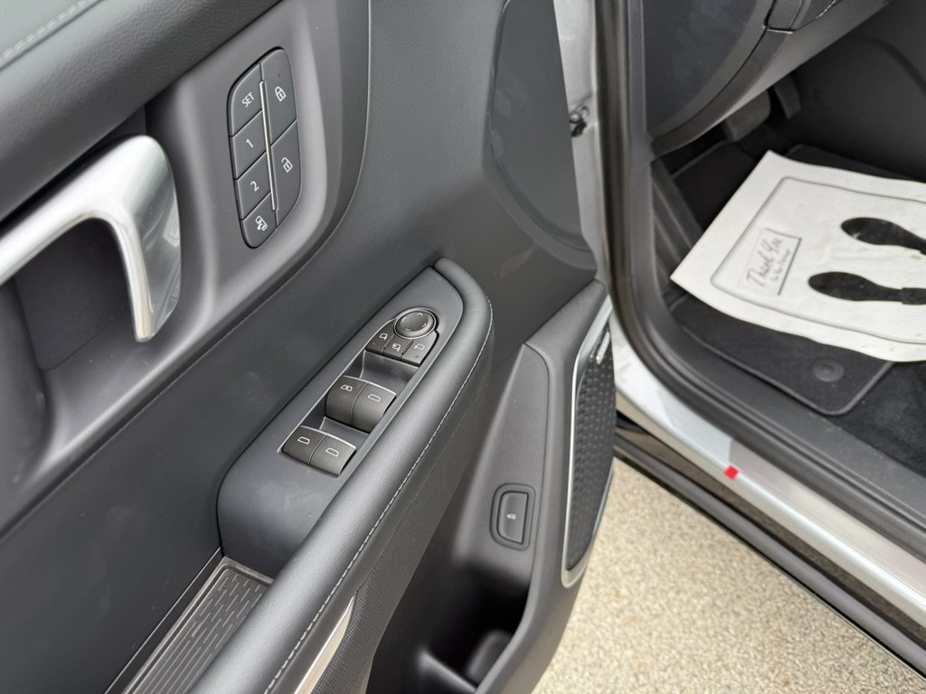 New 2026 Buick Enclave Sport Touring w/ Power Package FWD image 15