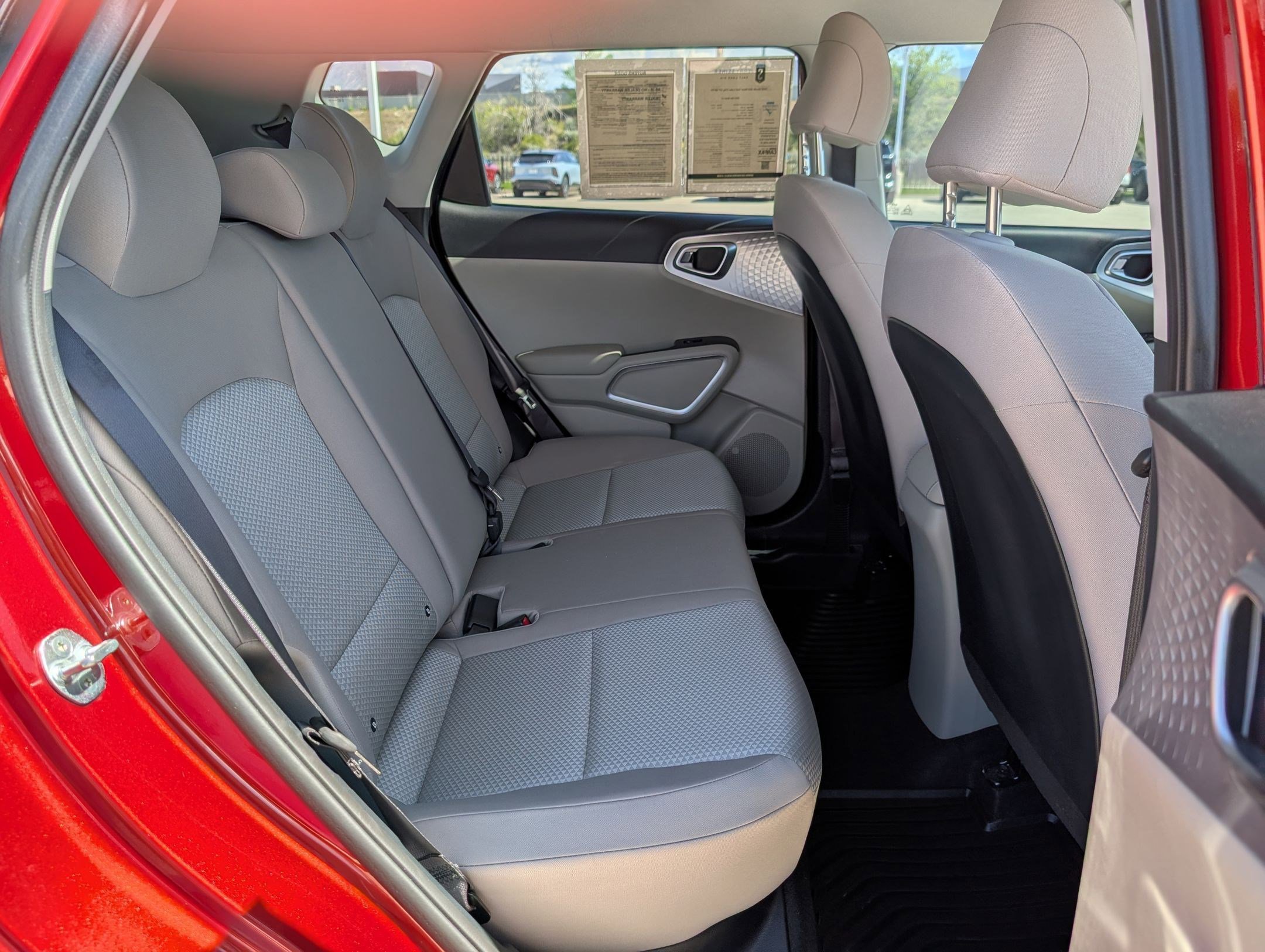 Certified 2023 Kia Soul LX w/ LX Technology Package FWD image 25
