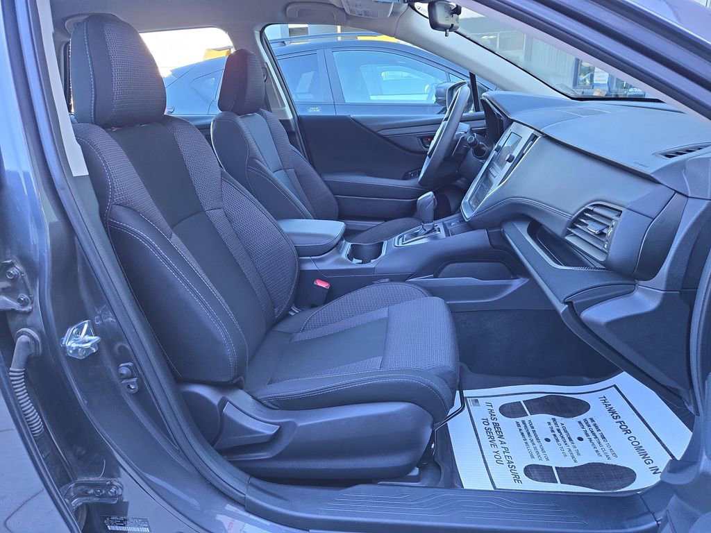 Used 2025 Subaru Outback image 17