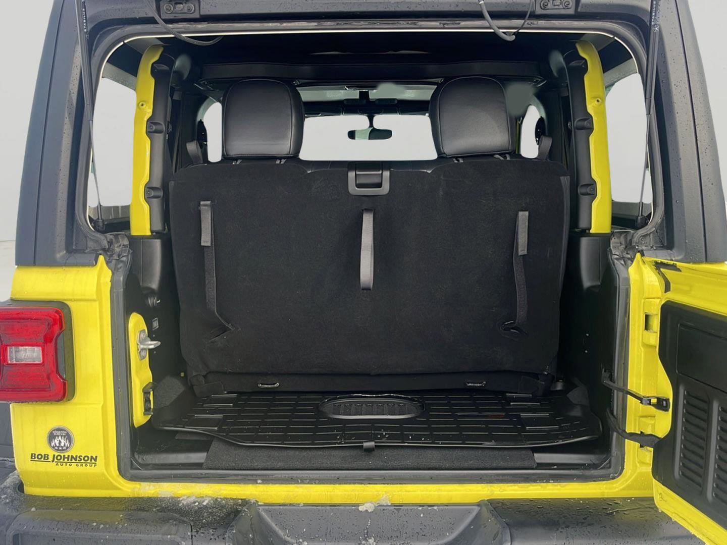 Used 2023 Jeep Wrangler Rubicon w/ Steel Bumper Group image 26