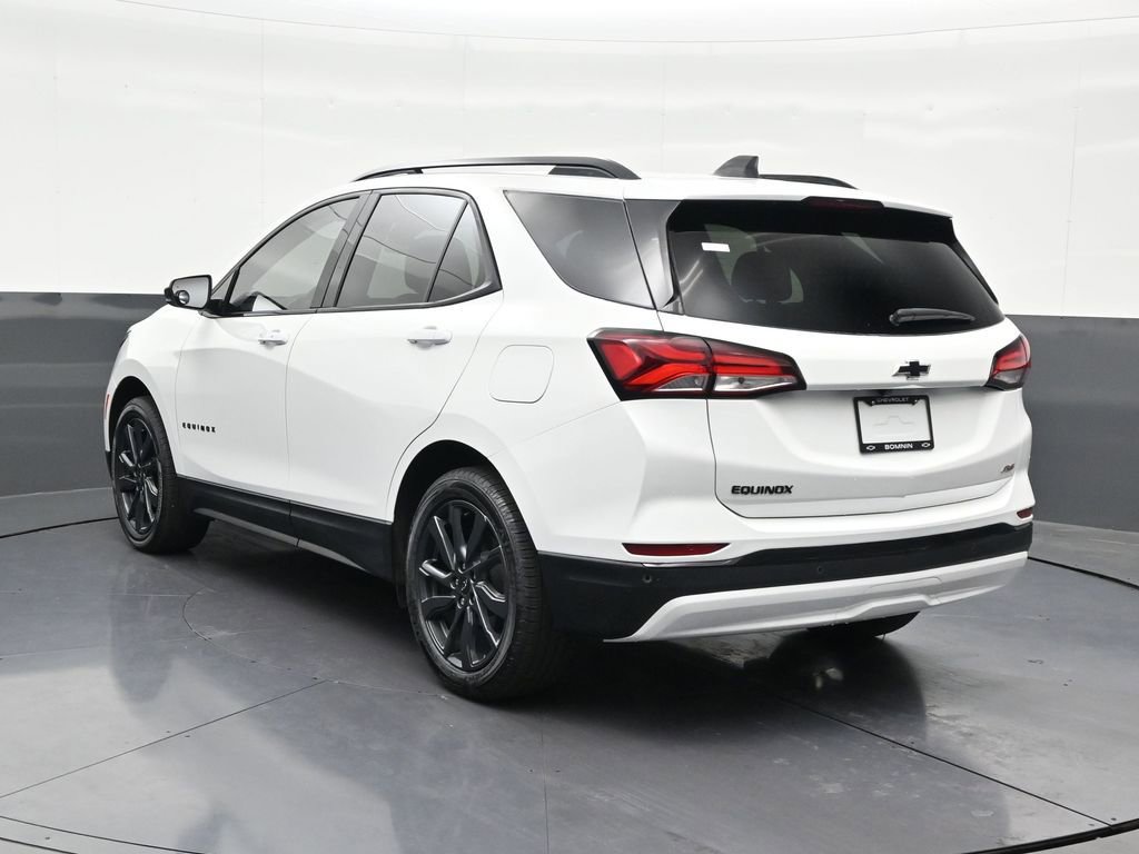 Used 2024 Chevrolet Equinox RS FWD image 3