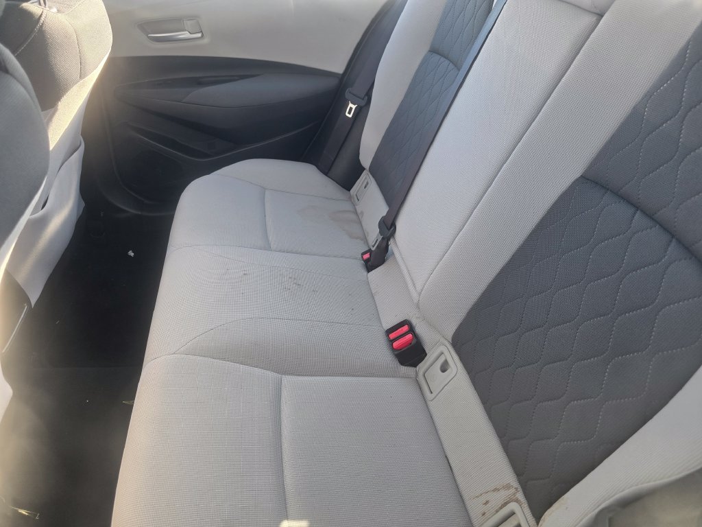 Used 2020 Toyota Corolla LE FWD image 22