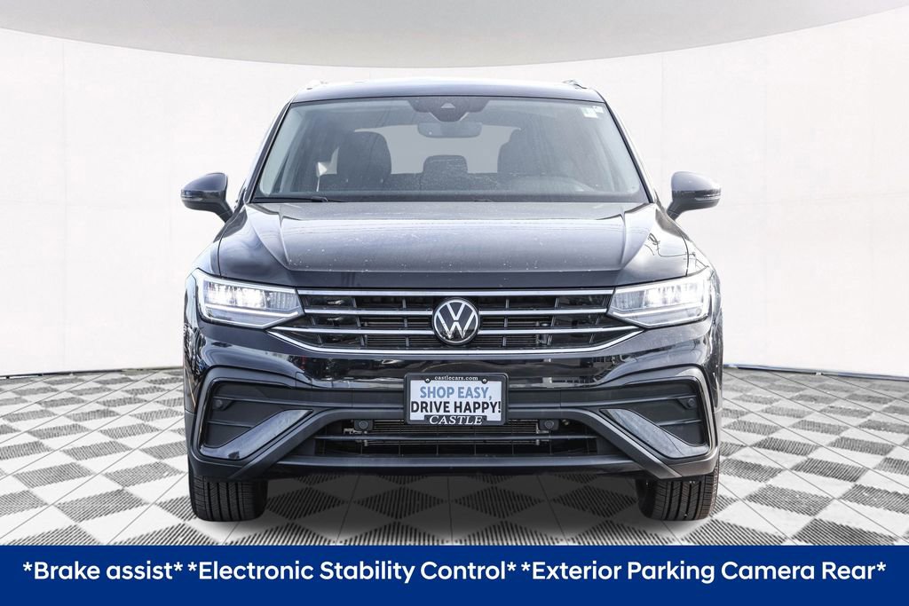 Used 2024 Volkswagen Tiguan SE image 9