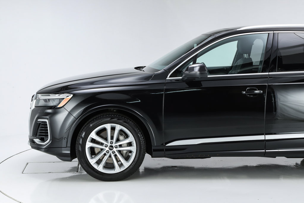 Used 2025 Audi Q7 3.0T Premium Plus AWD/4WD image 6