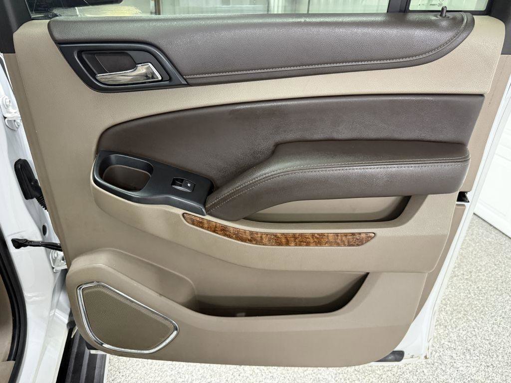 Used 2015 Chevrolet Suburban LTZ image 42