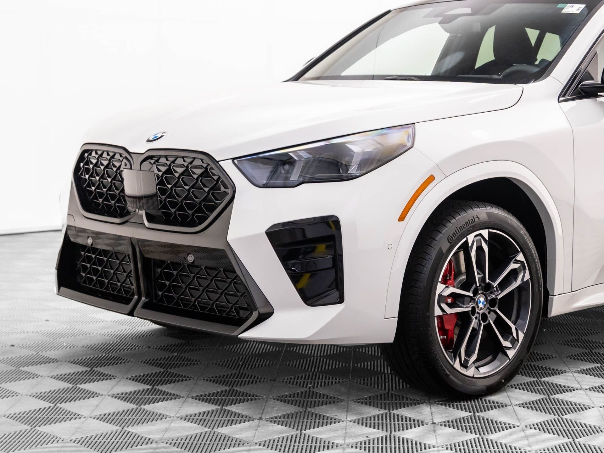New 2026 BMW X2 xDrive28i w/ Technology Package AWD/4WD image 35