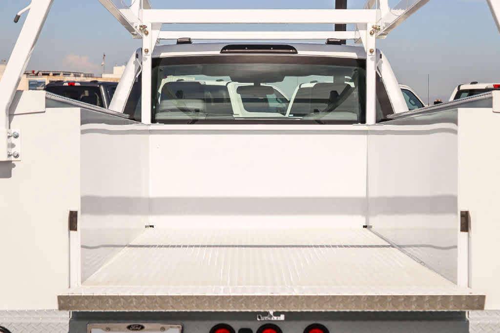 New 2026 Ford F350 XL w/ XL Chrome Package RWD image 37
