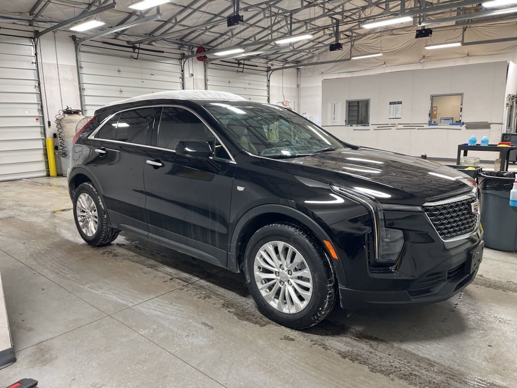 Used 2024 Cadillac XT4 Luxury