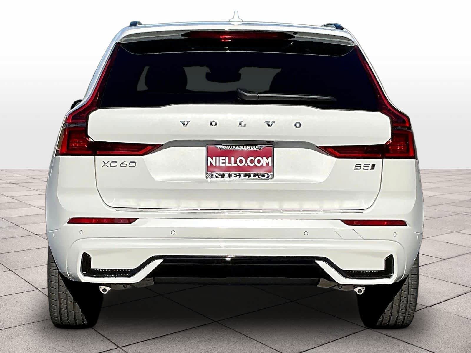 New 2026 Volvo XC60 B5 Plus w/ Climate Package AWD/4WD image 6