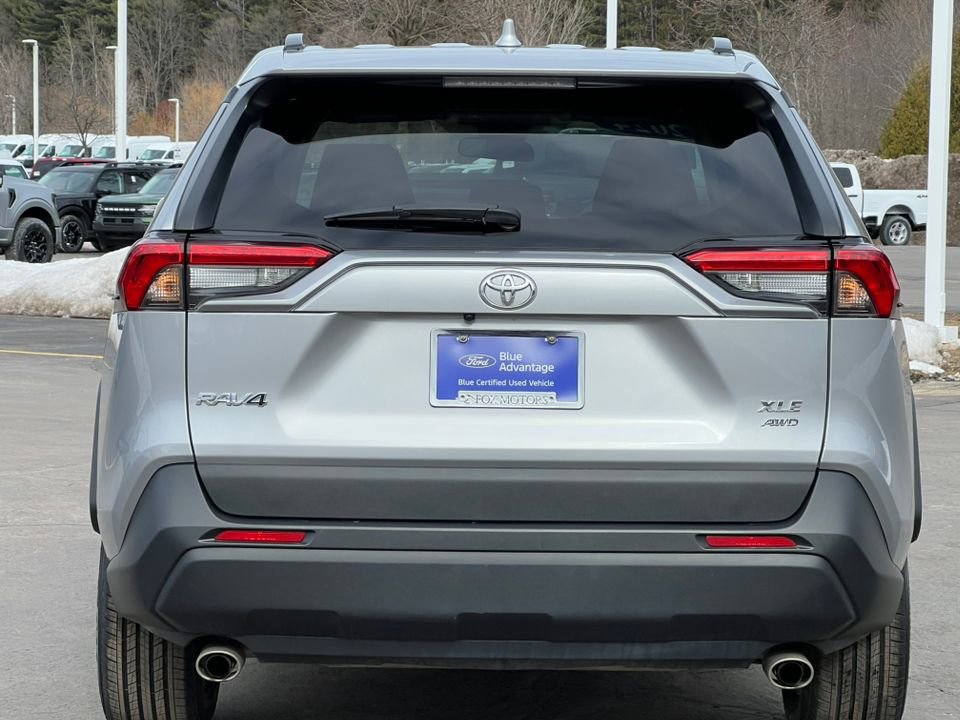 Used 2024 Toyota RAV4 XLE image 38