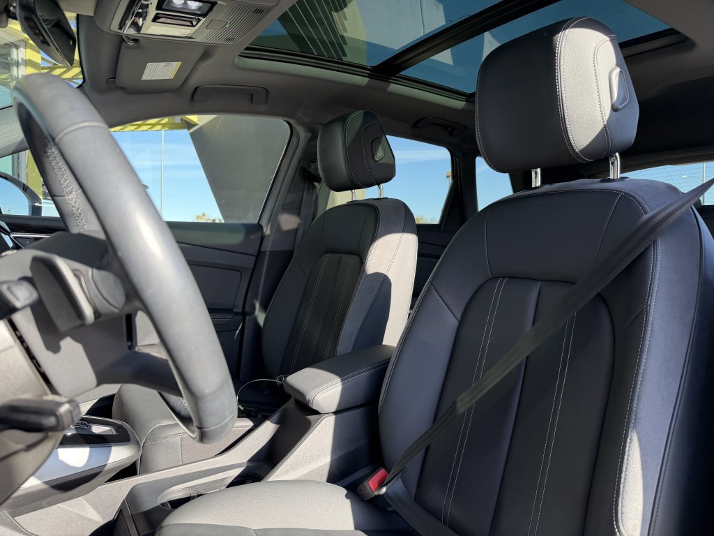 Used 2024 Audi Q4 e-tron Premium Plus w/ Premium Plus image 33