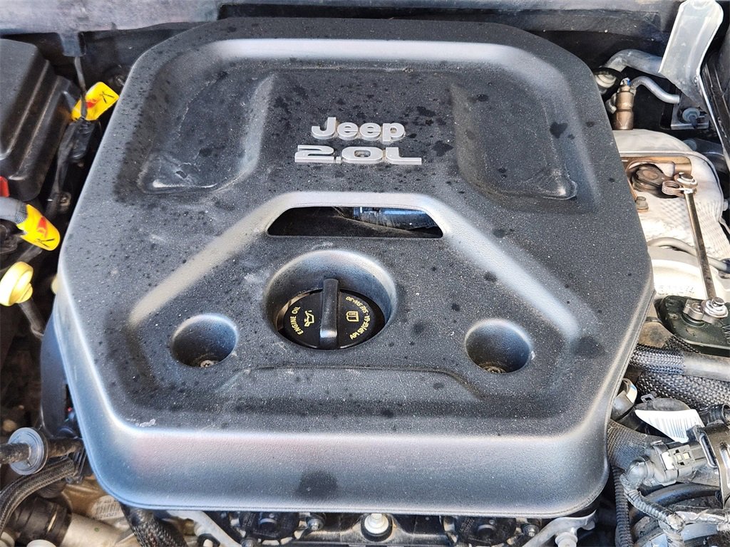 Used 2022 Jeep Wrangler Unlimited Sahara 4xe w/ Cold Weather Group image 15