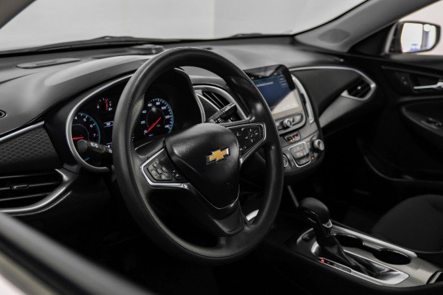Used 2021 Chevrolet Malibu LS image 12