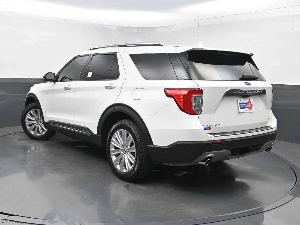 Used 2022 Ford Explorer Limited w/ Equipment Group 301A AWD/4WD image 25