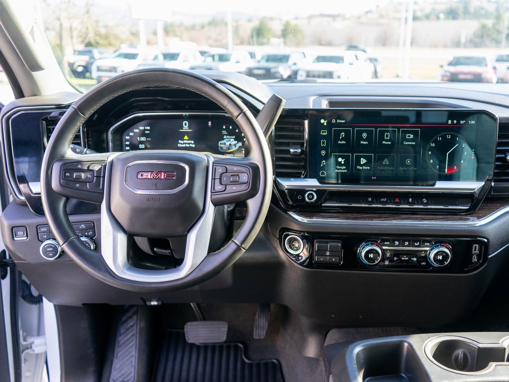 Used 2024 GMC Sierra 2500 SLE w/ Preferred Package image 13